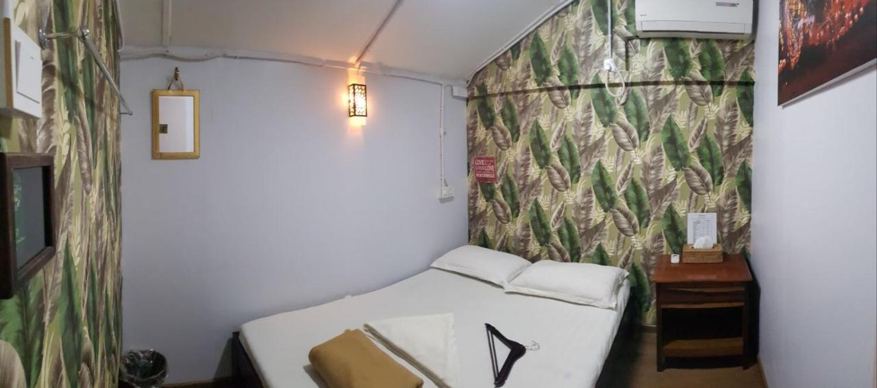 Hostel He-O Янгон Экстерьер фото
